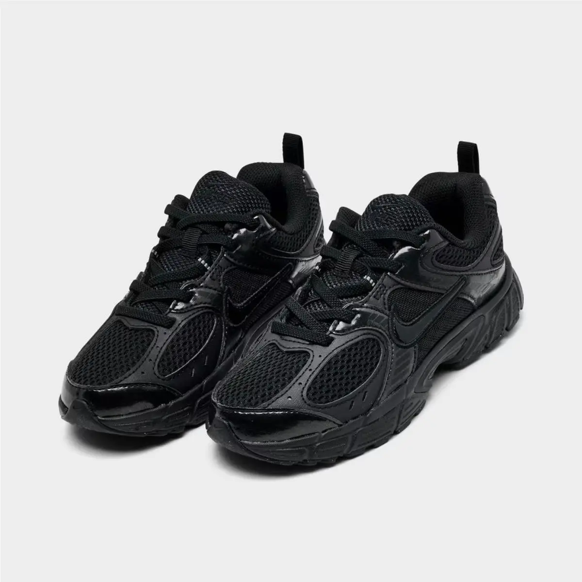 Nike shoes - HQ6412 002 - Black/Black/Anthracite 5