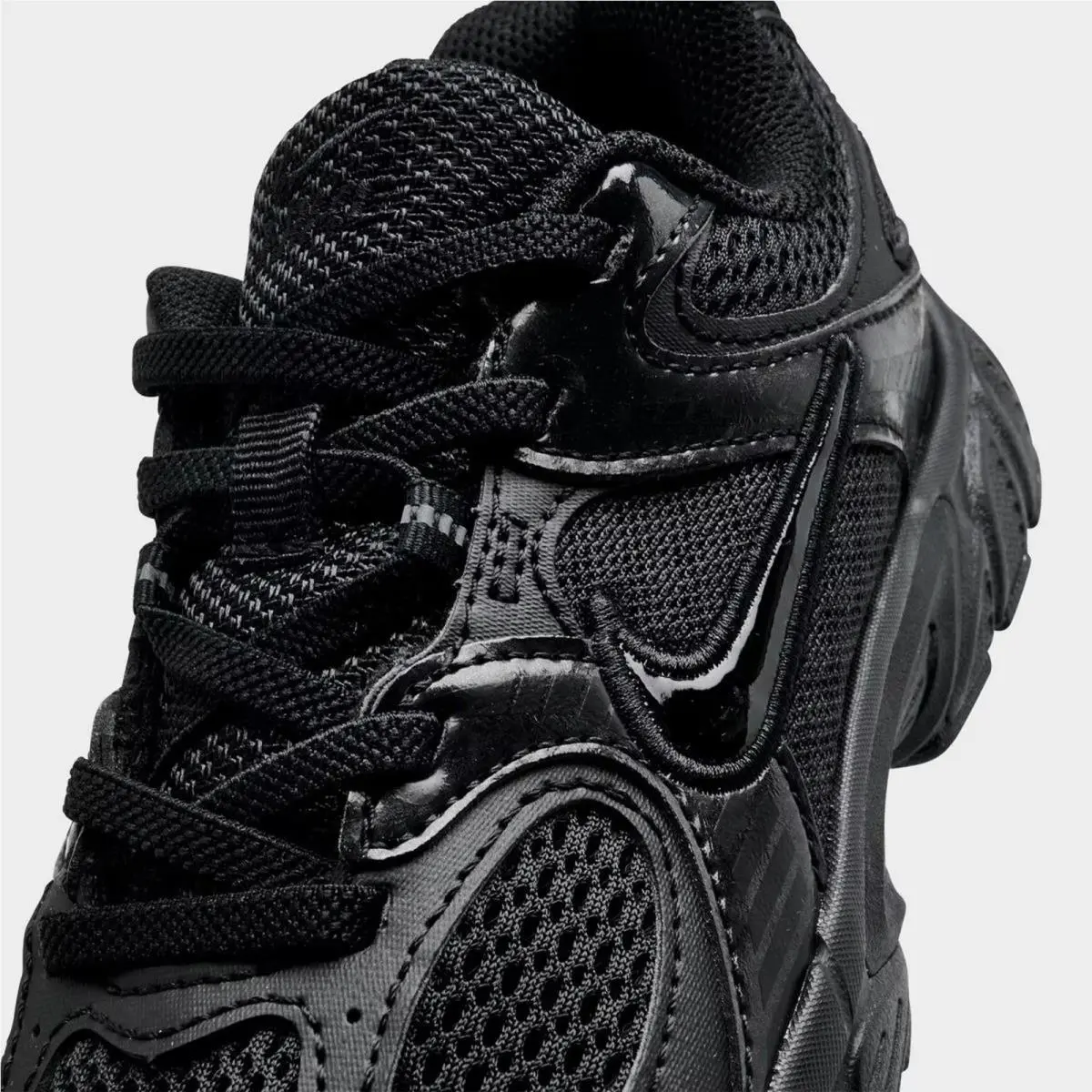 Nike shoes - HQ6412 002 - Black/Black/Anthracite 0