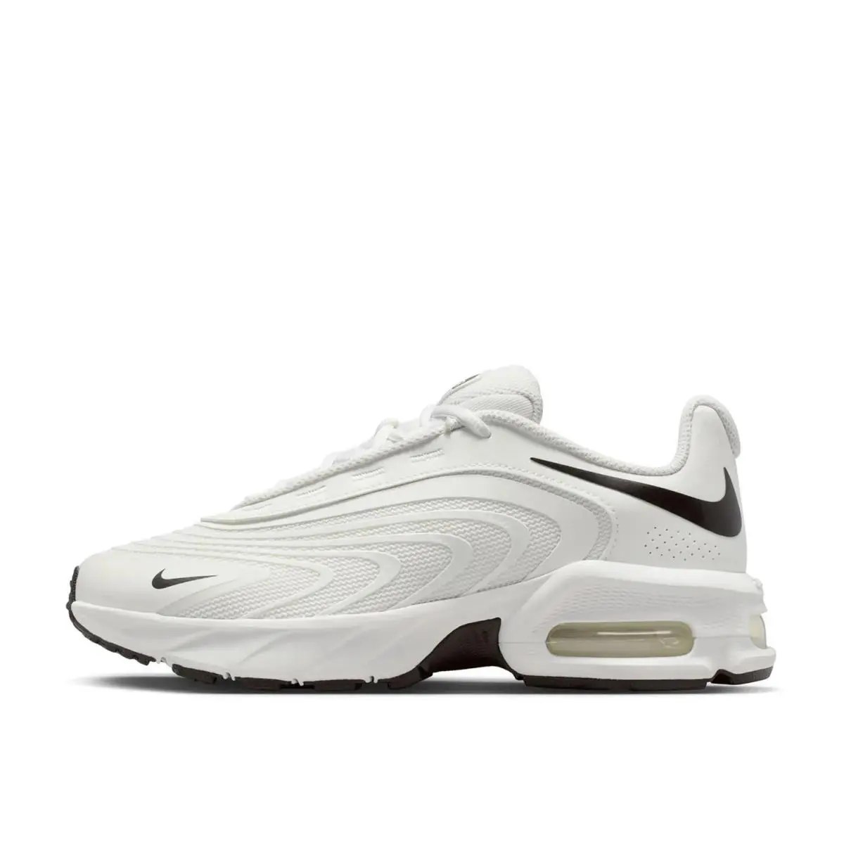 Nike shoes - White/Black 3