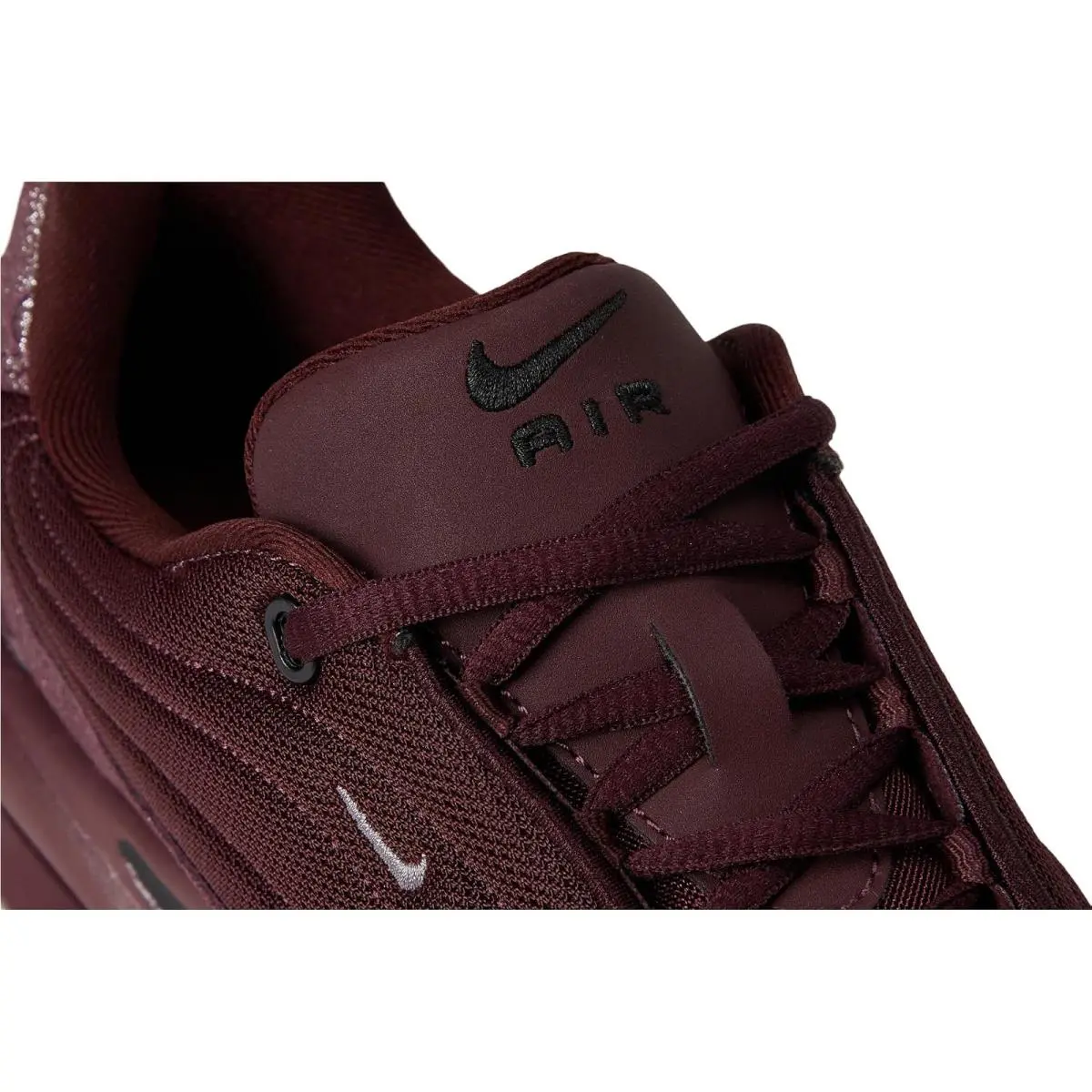 Nike shoes - Black/Metallic Silver/White 32