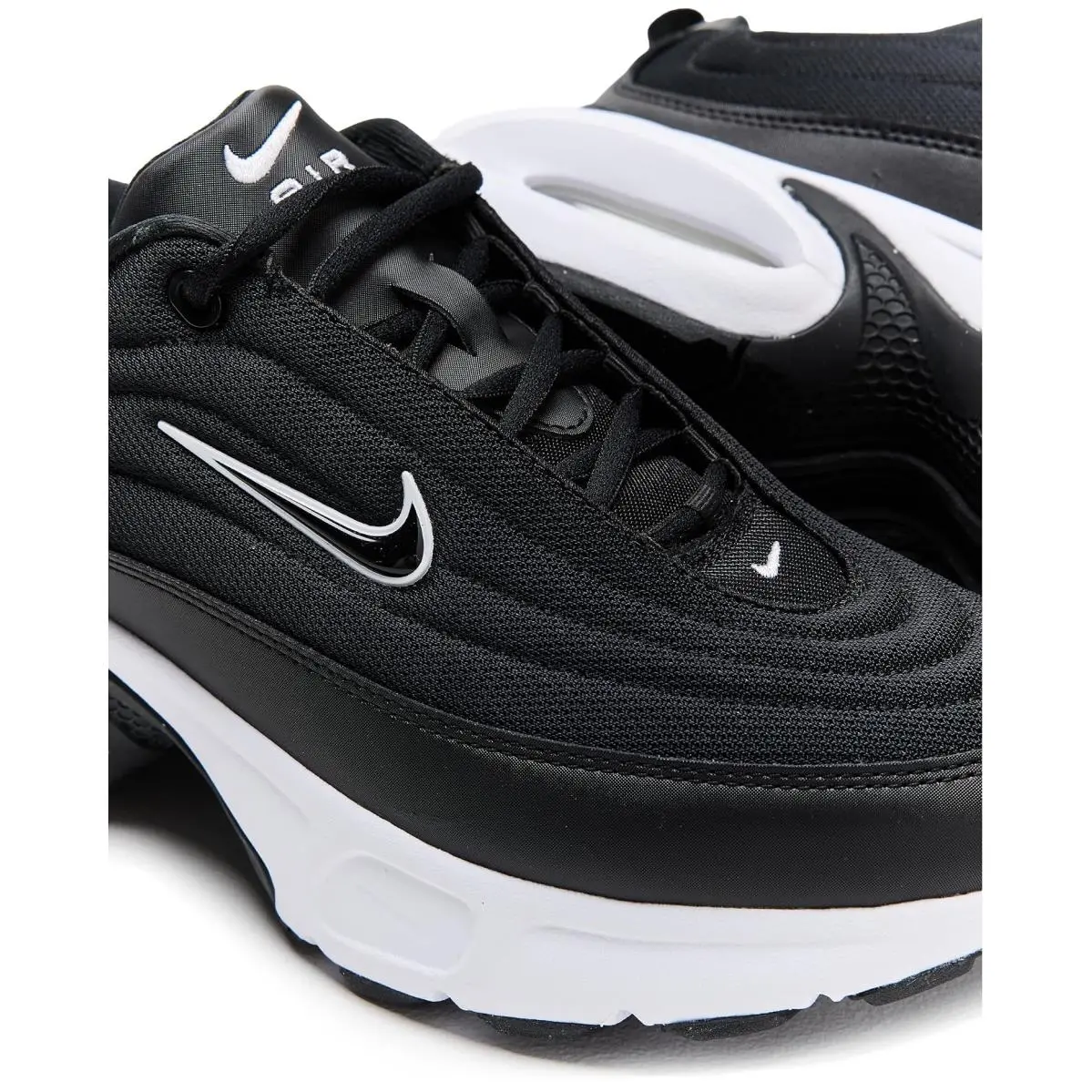 Nike shoes - Black/Metallic Silver/White 25
