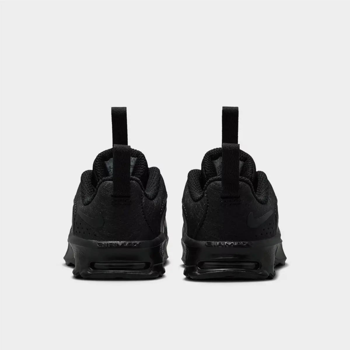 Nike shoes - II6556 012 - Black 2