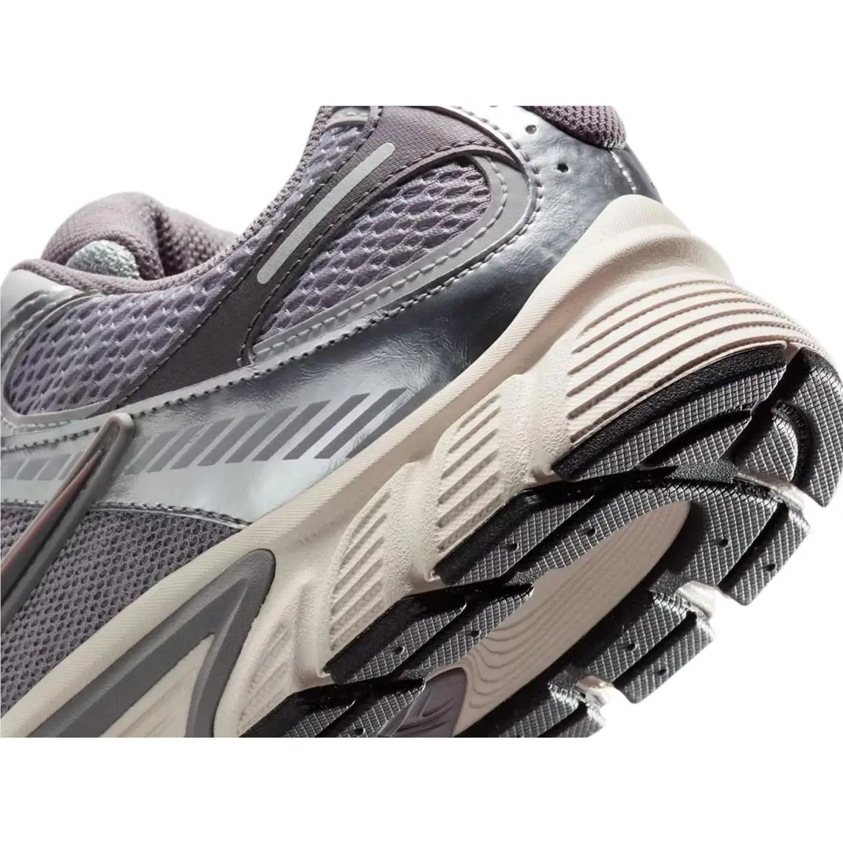 Nike shoes - Grey 16