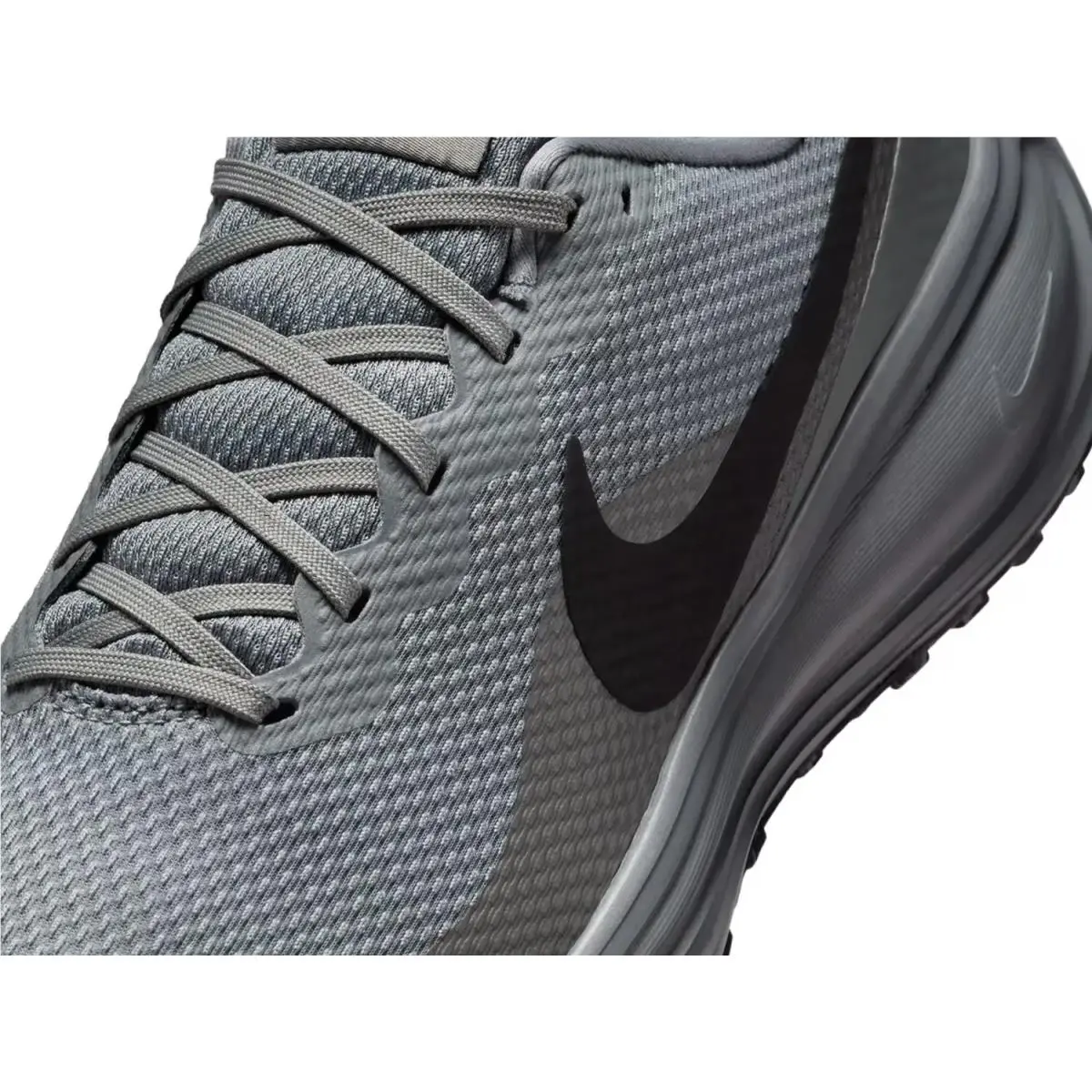 Nike shoes - Smoke Grey/Black 6