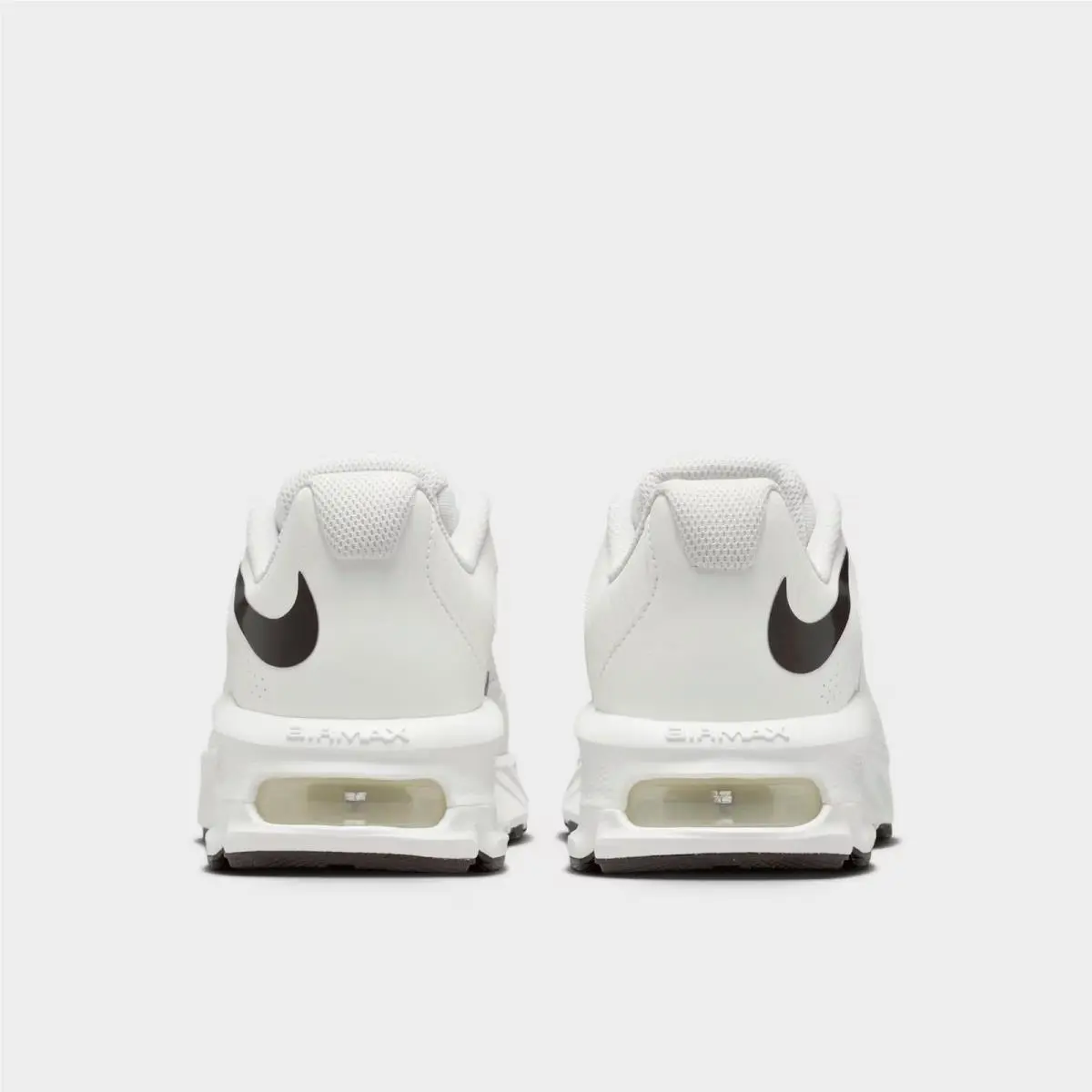 Nike shoes - IR0818 102 - Summit White/Black 6