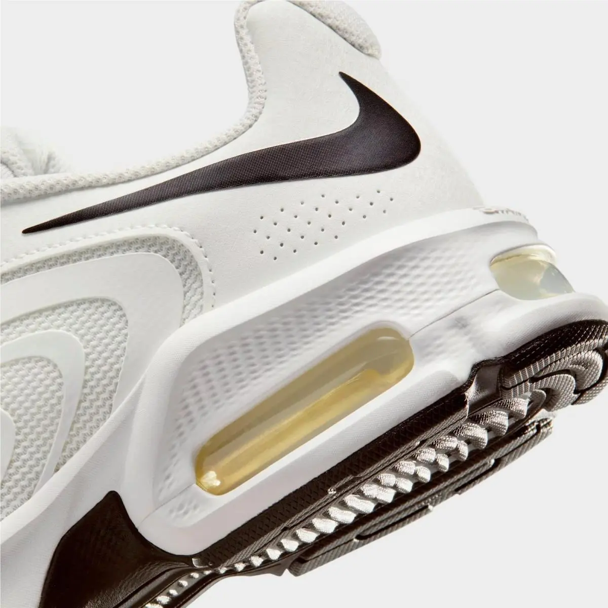 Nike shoes - IR0818 102 - Summit White/Black 0
