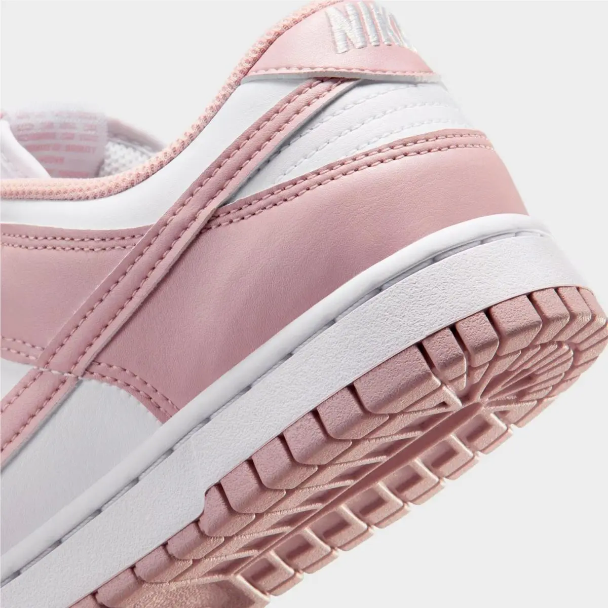 Nike shoes - IM6572 103 - White/Particle Rose/White 4