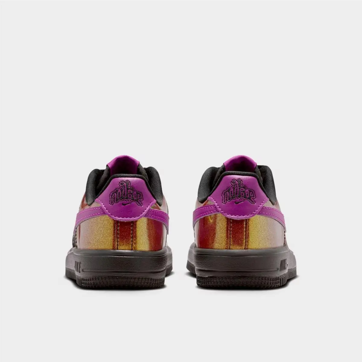 Nike shoes - IQ2734 001 - Black/Bold Berry 2