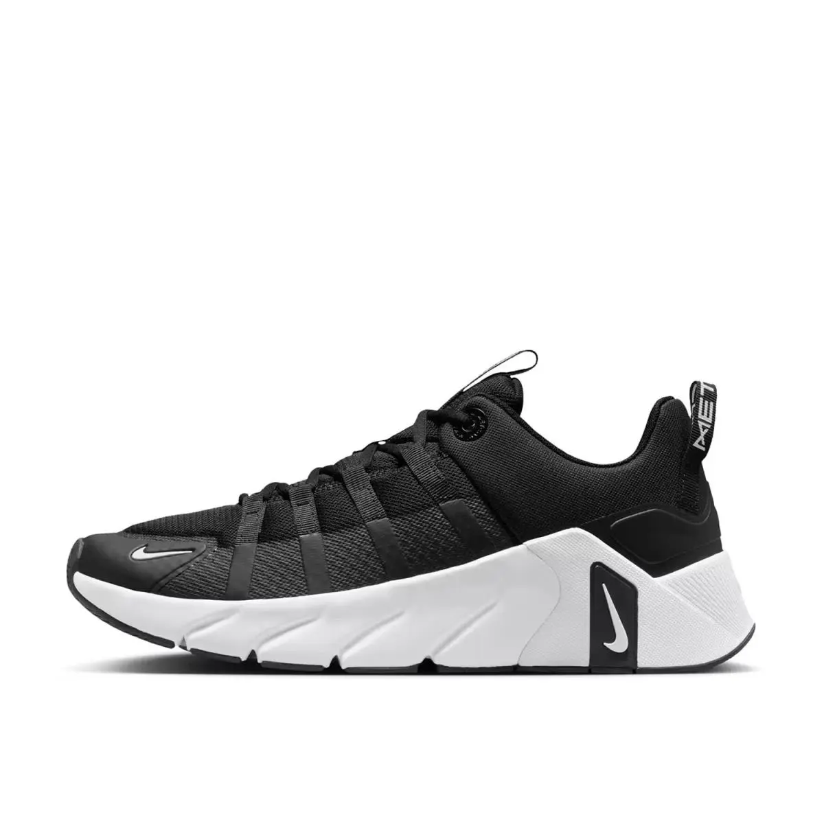 Nike shoes - Black/White 5