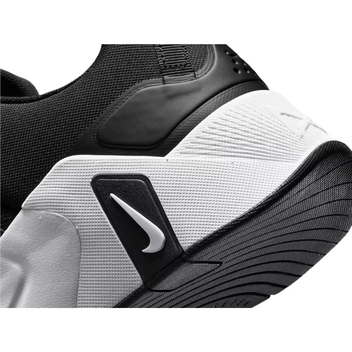 Nike shoes - Black/White 16