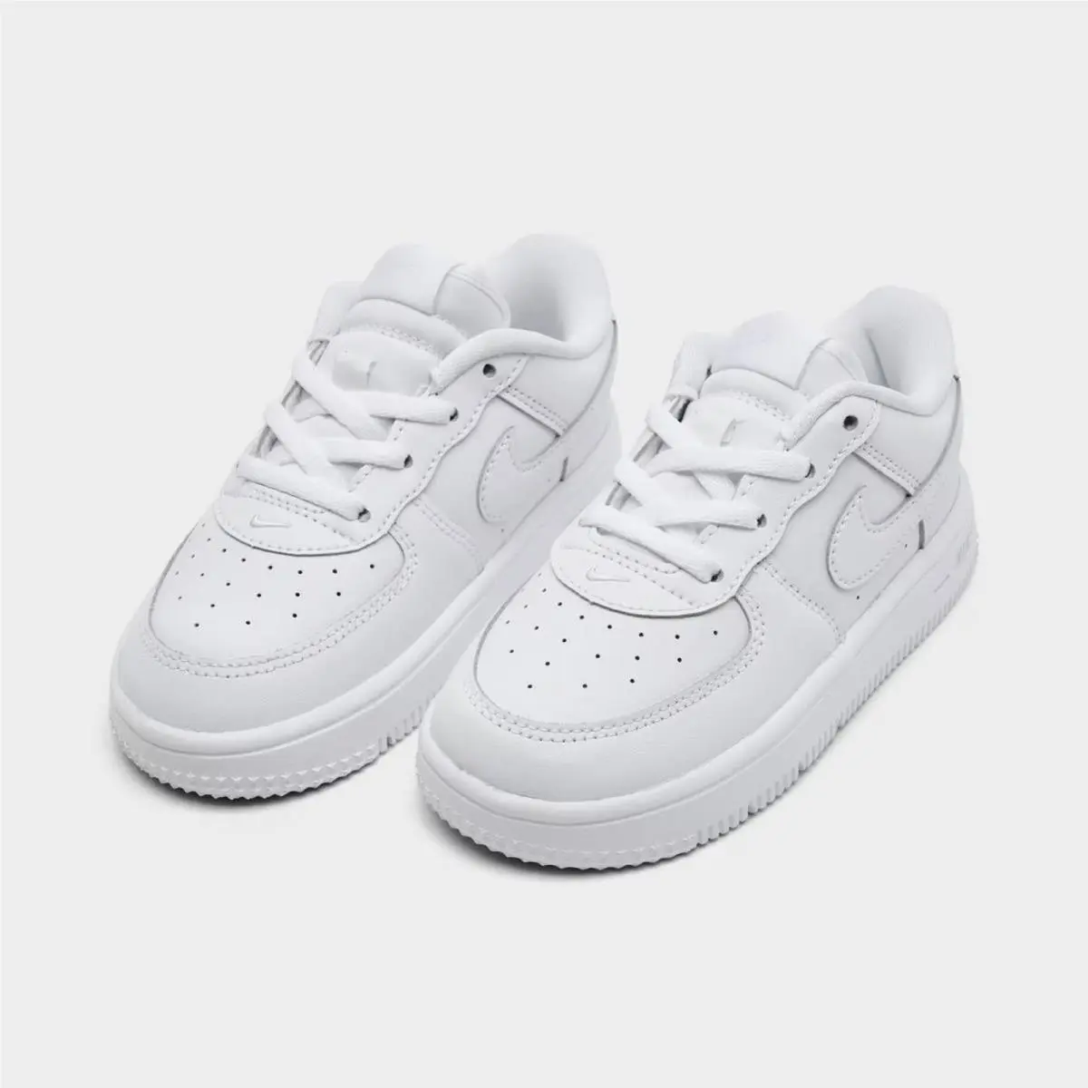 Nike shoes - IF1674 100 - White/White/White 1