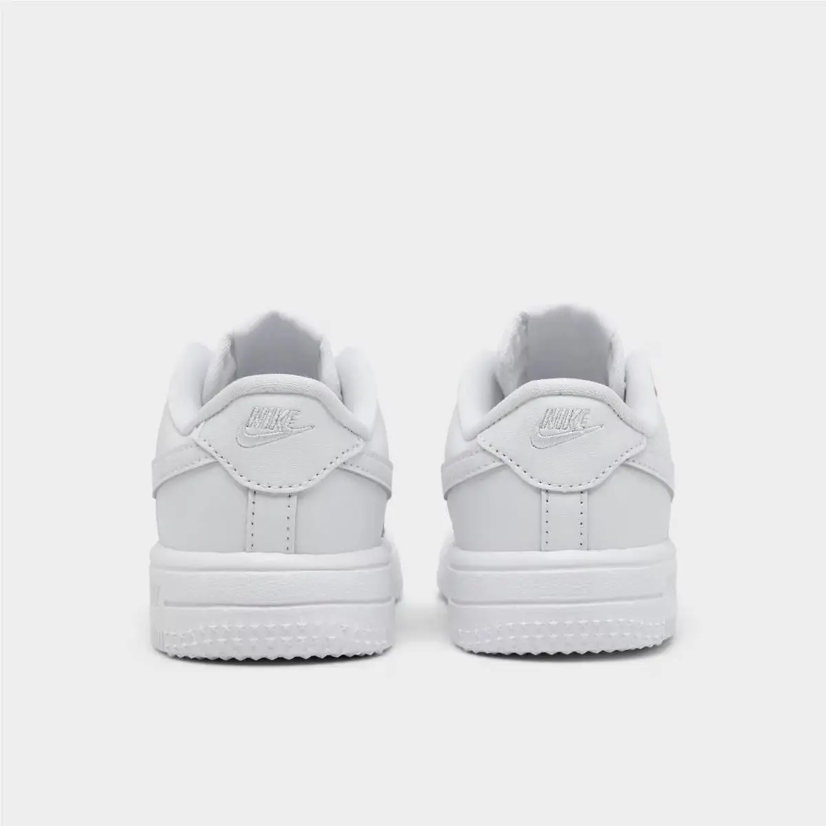 Nike shoes - IF1674 100 - White/White/White 2