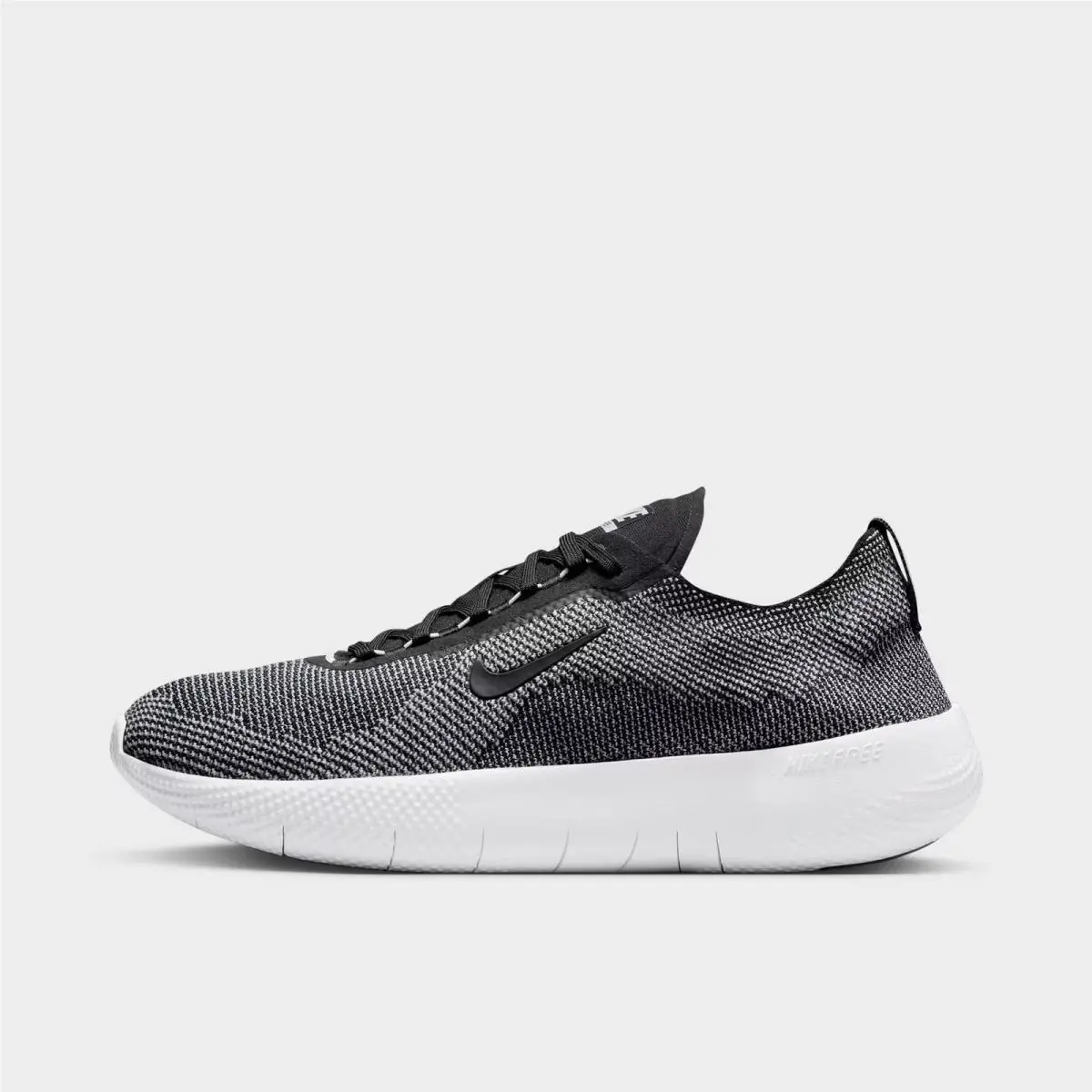 Nike shoes - HF1078 004 - Black/Black/White 3