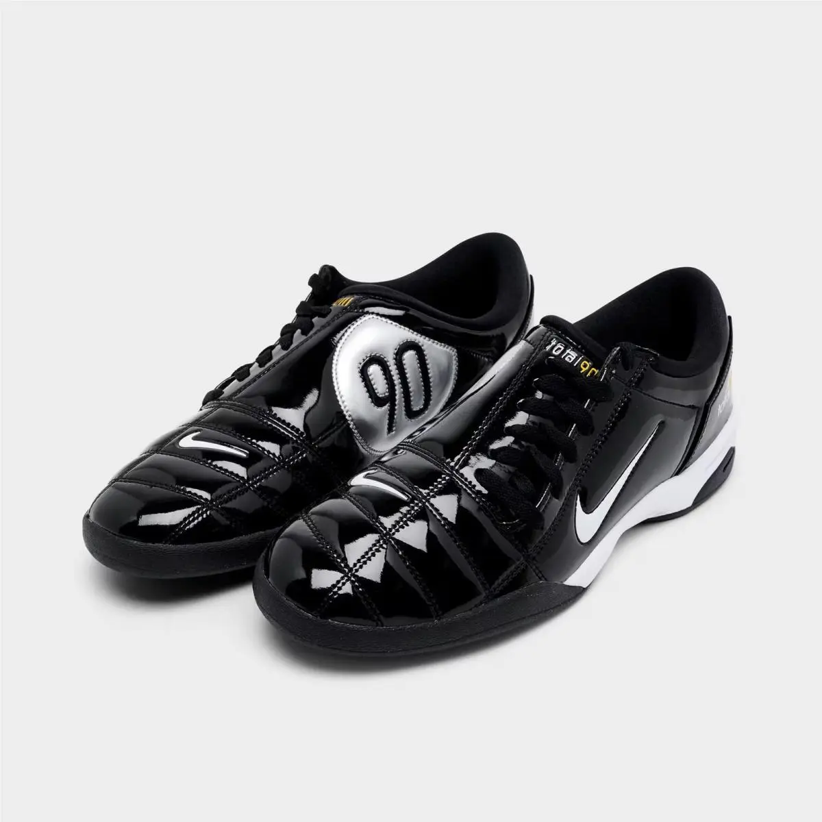 Nike shoes - HJ9351 001 - Black/White/Metallic Silver 1