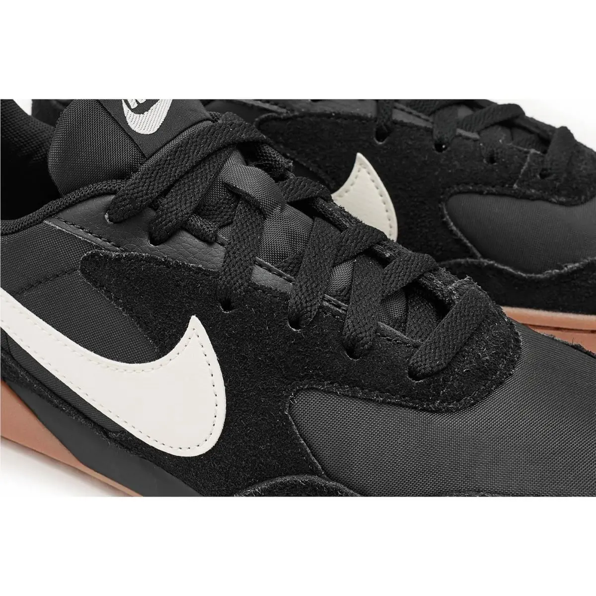 Nike shoes - Black/Sail/Gum Medium Brown 4