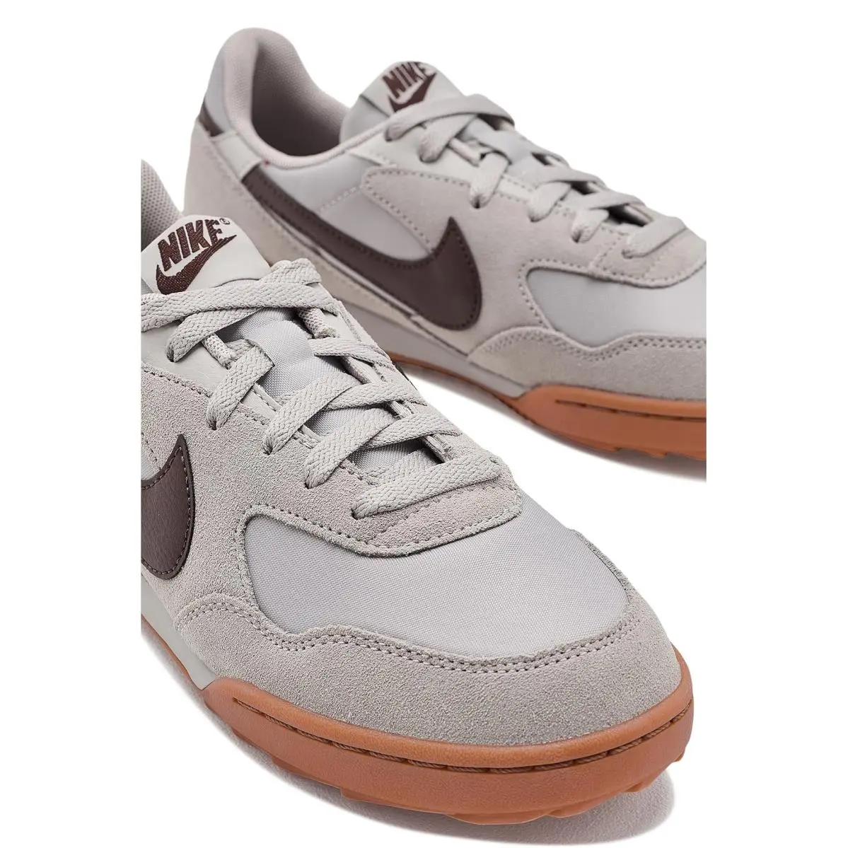 Nike shoes - Black/Sail/Gum Medium Brown 39