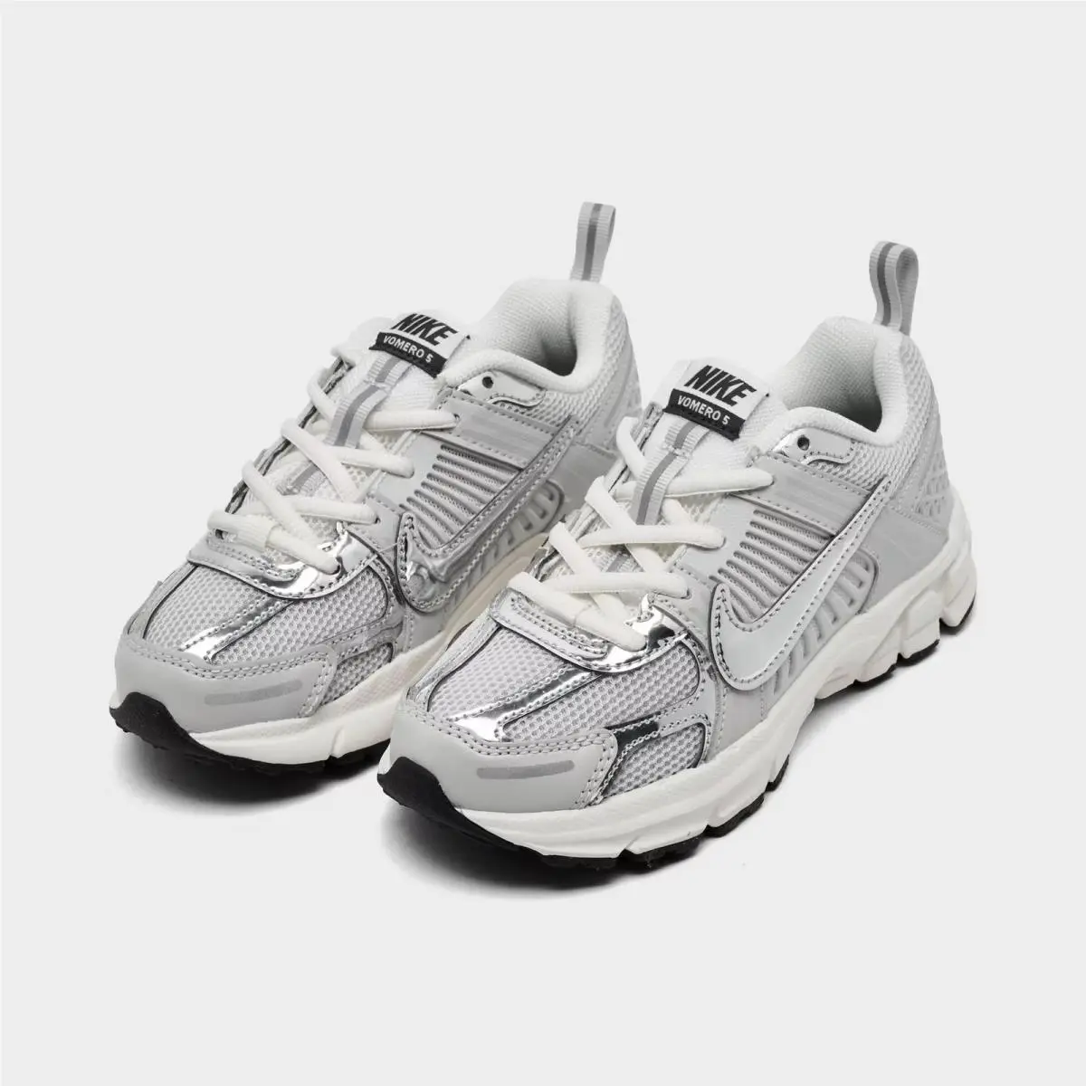 Nike shoes - IR4587 001 - Photon Dust/Chrome/Gridiron/Sail 5