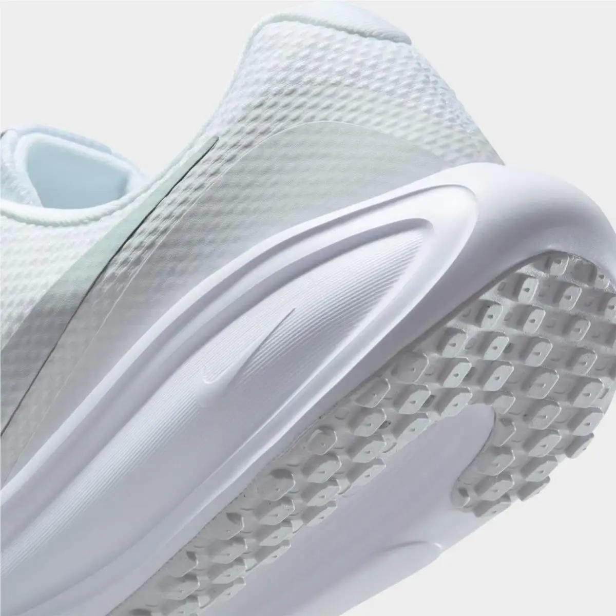 Nike shoes - HJ9198 100 - White/Pure Platinum 0