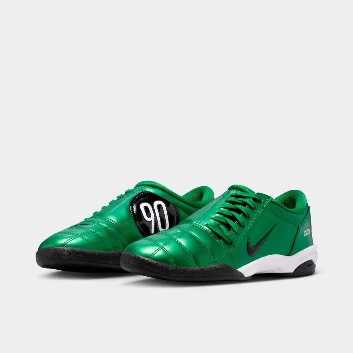 Nike shoes - IM7595 300 - Pine Green/White/Black 1