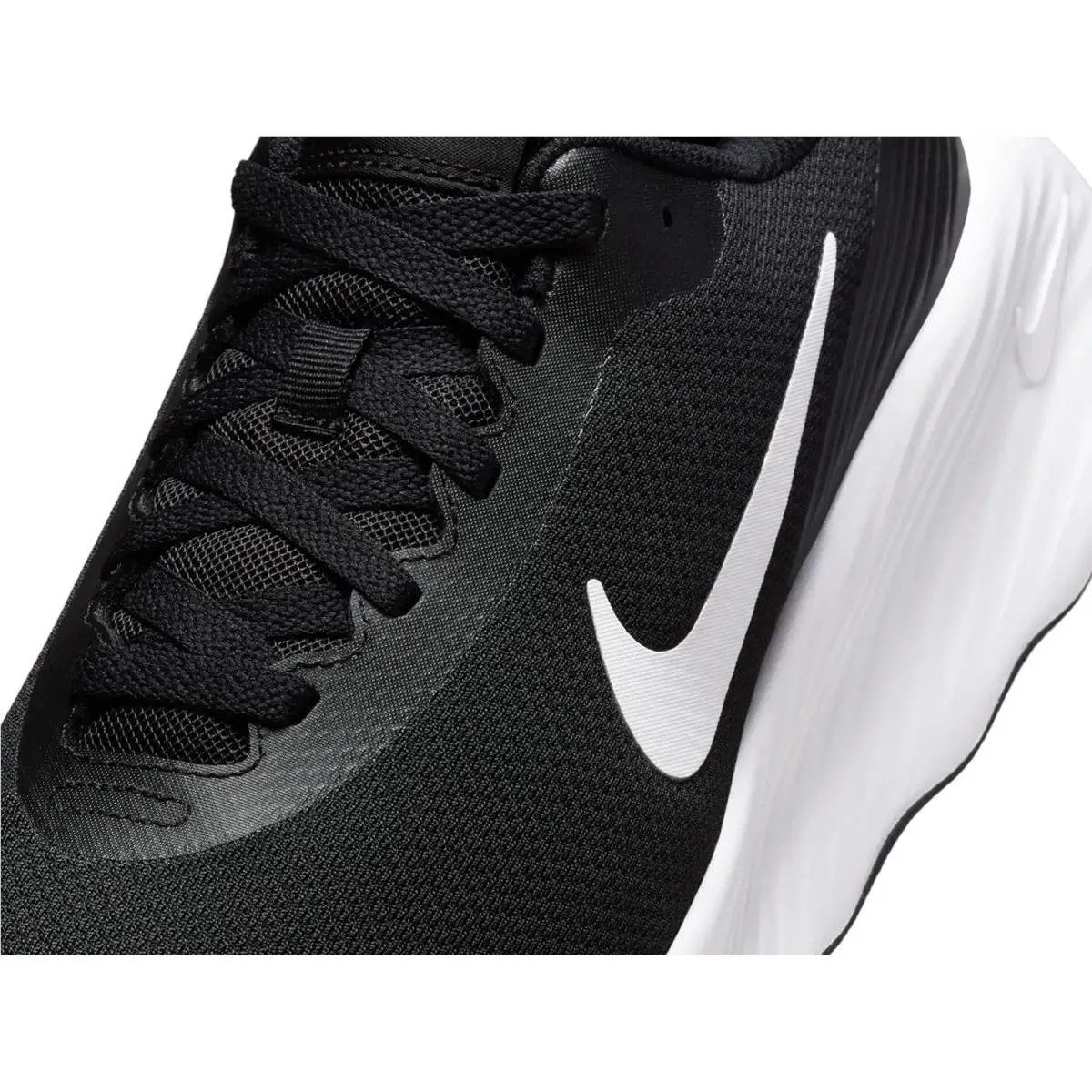 Nike shoes - Black/White 5