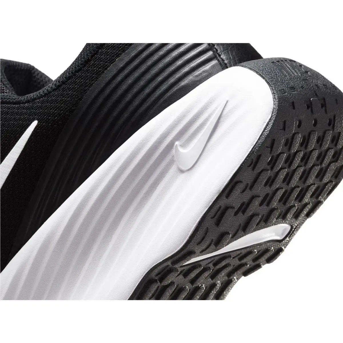 Nike shoes - Black/White 6