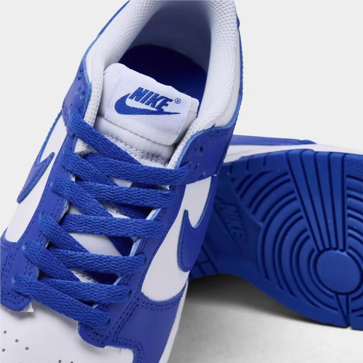 Nike shoes - FB9109 131 - White/Hyper Royal/Hyper Royal 4