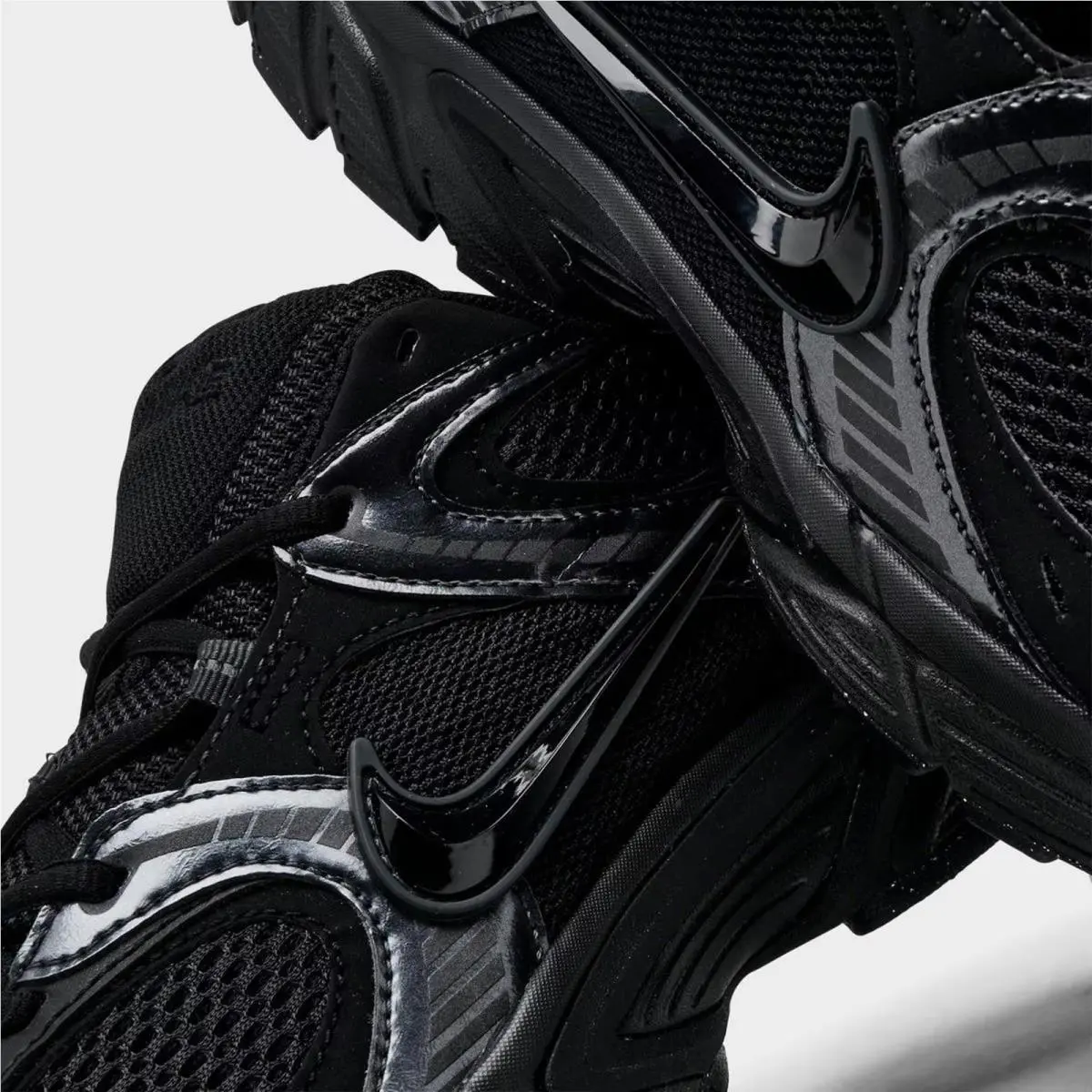 Nike shoes - HJ5228 001 - Black/Black/Anthracite 0