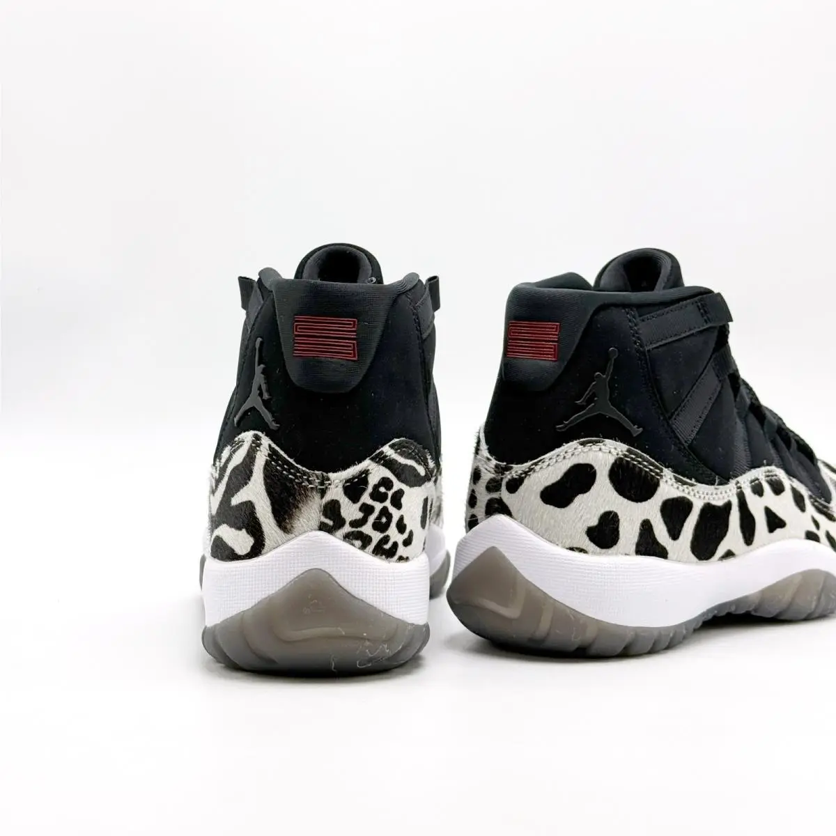 Nike shoes - Air Jordan 11 Low - Air Low - AR0715 010 - Black 2