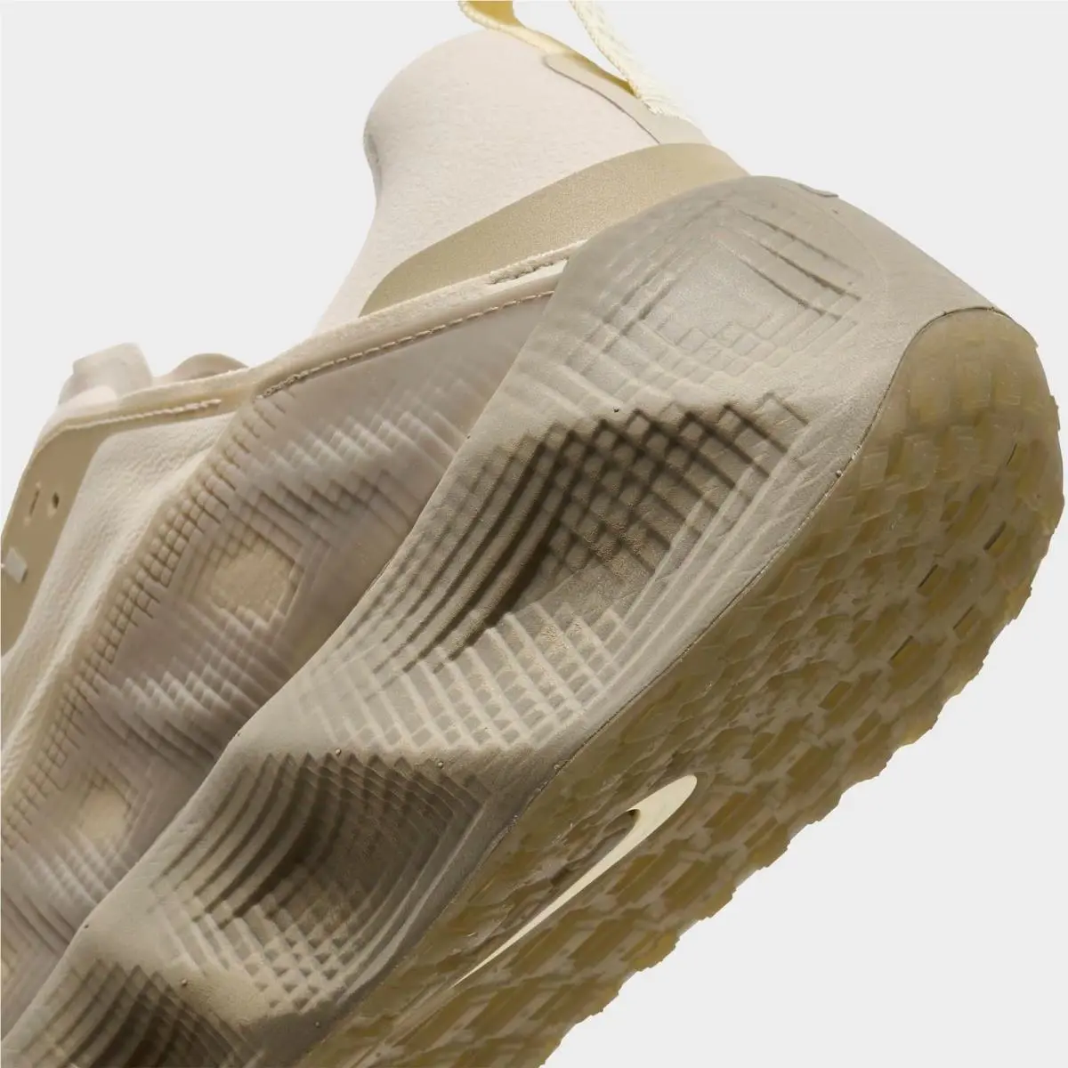 Nike shoes - DX4215 101 - Sanddrift/Alabaster/Khaki Twine 4