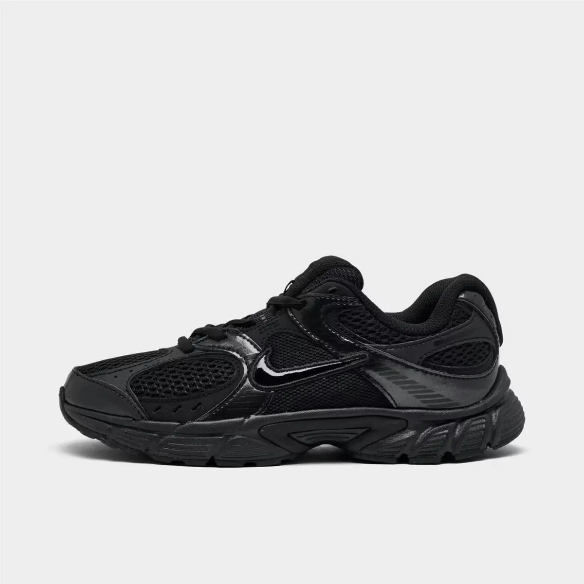 Nike shoes - HQ6411 002 - Black/Black/Anthracite 3