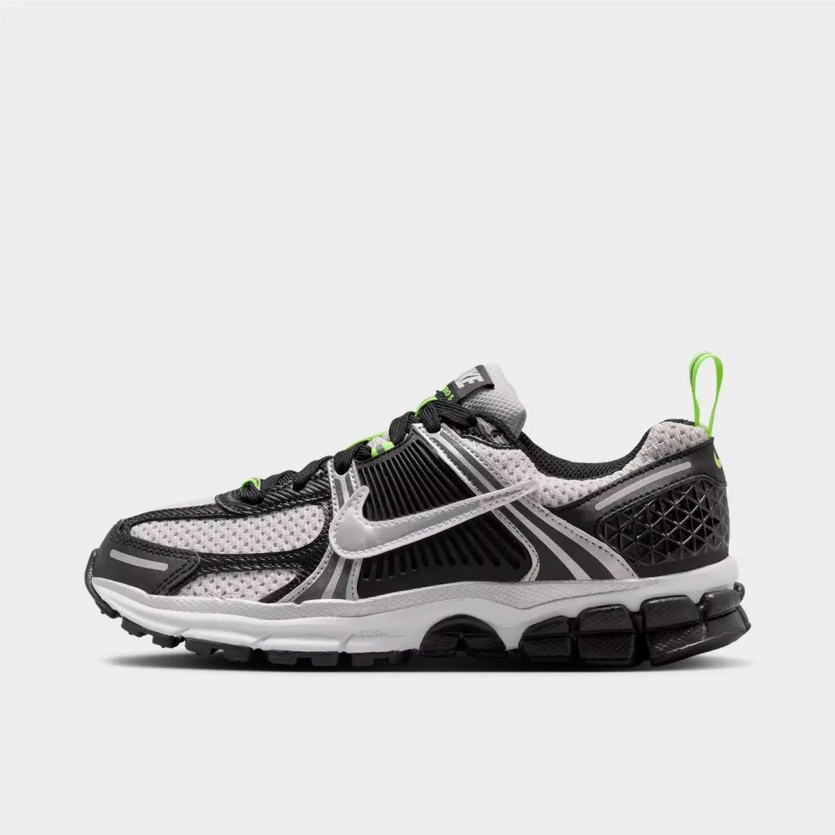 GS Nike Vomero 5 Black/photon Dust/volt Ice/metallic Silver IQ0312 010