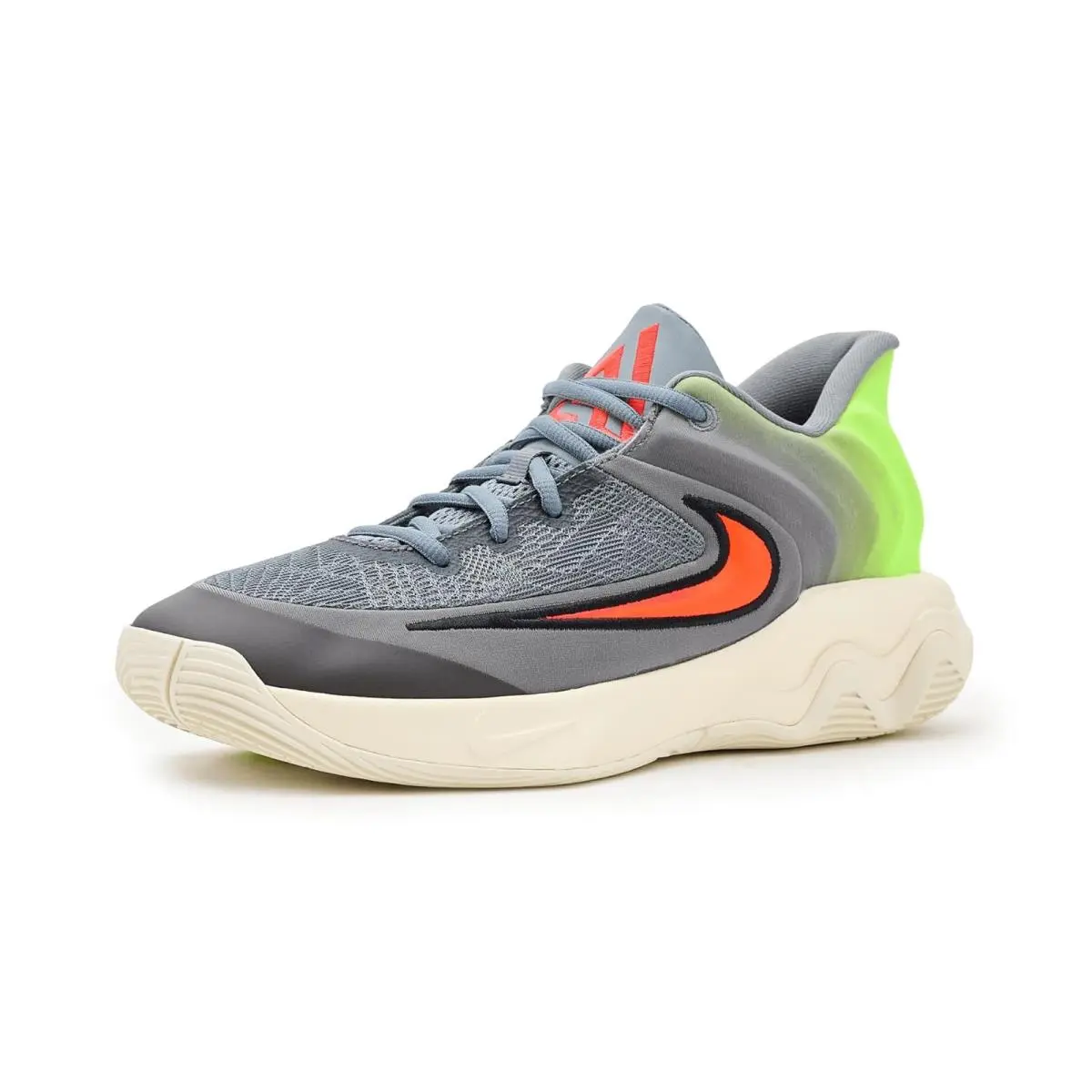 Nike shoes - Black/Metallic Gold 13