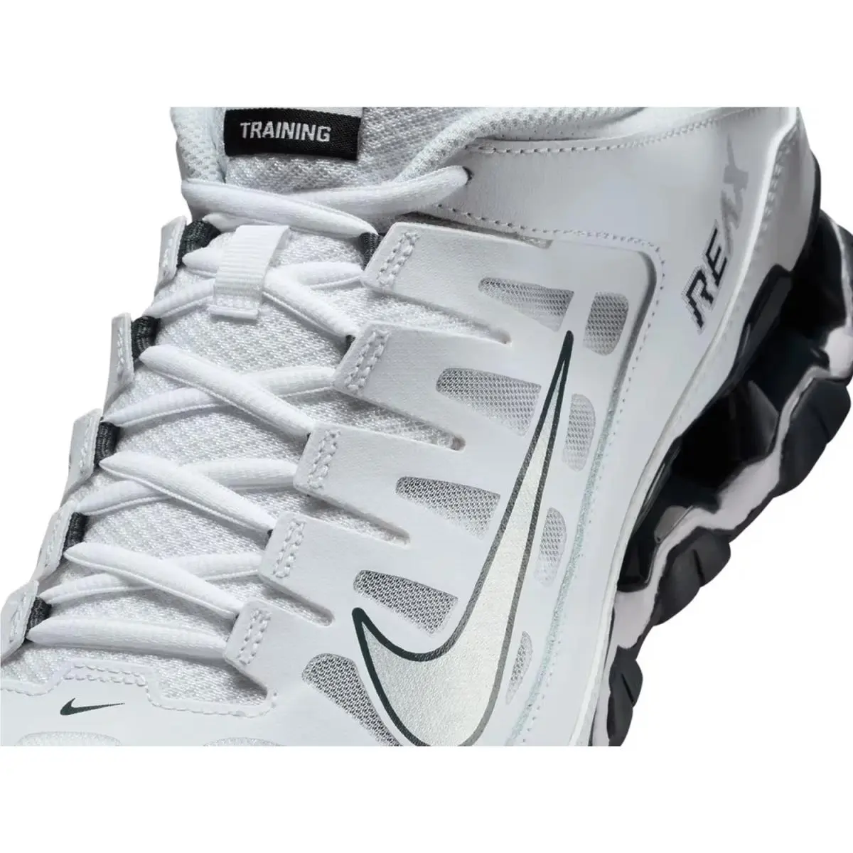 Nike shoes - White/Silver 15