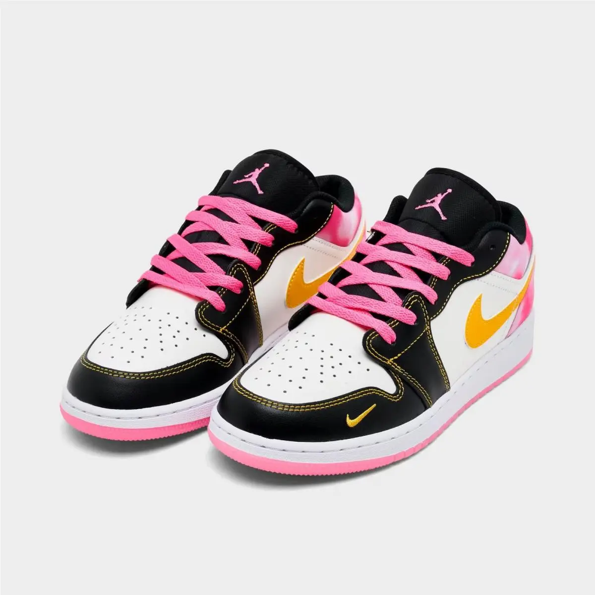 Nike shoes - IV2445 010 - Black/University Gold/Sail 1