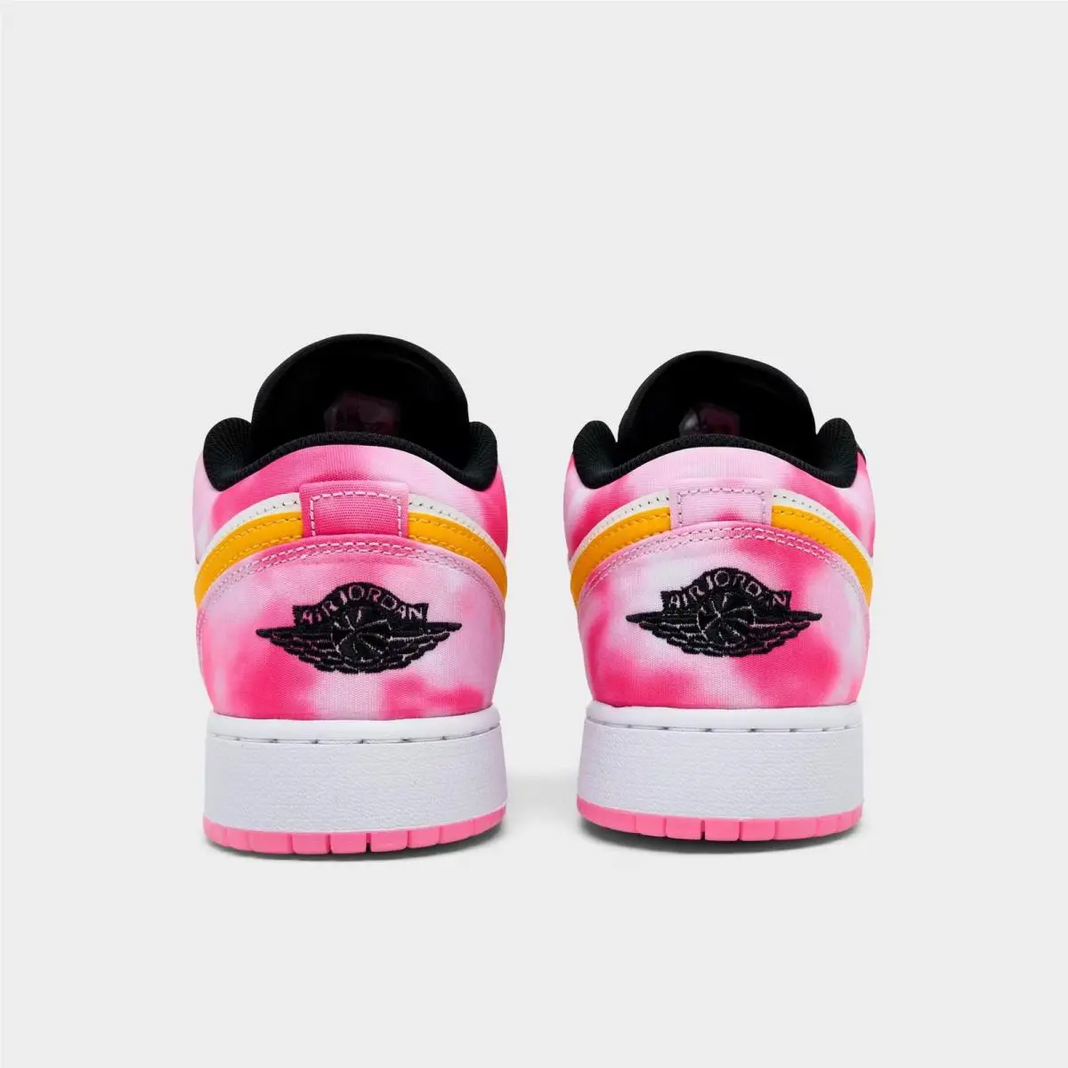 Nike shoes - IV2445 010 - Black/University Gold/Sail 6