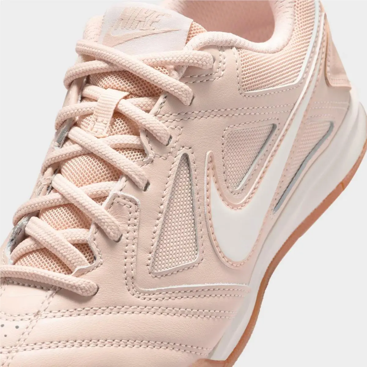 Nike shoes - HV9596 104 - Sanddrift/Gum Medium Brown/Phantom 4