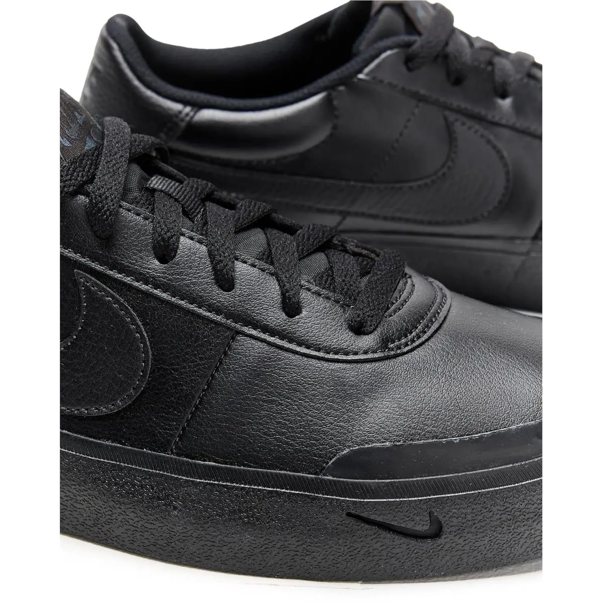 Nike shoes - Black/Black 11