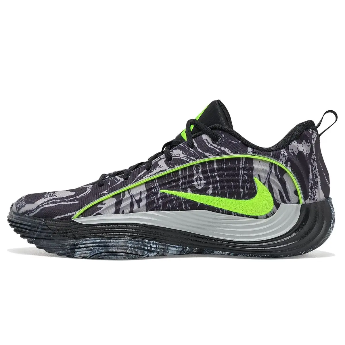 Nike shoes - Barely Volt/Black/Volt 30