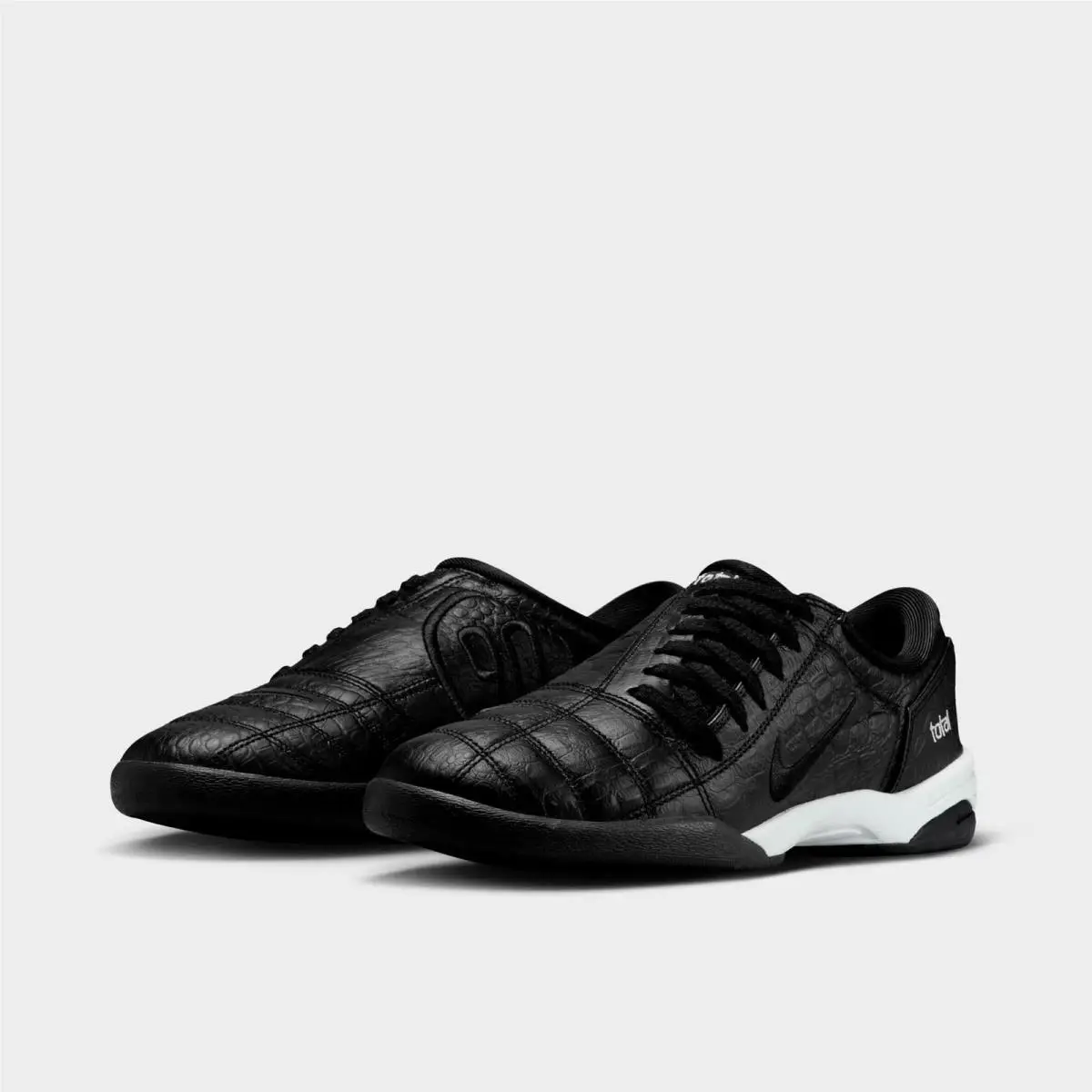 Nike shoes - IF3947 001 - Black/White/Black 1