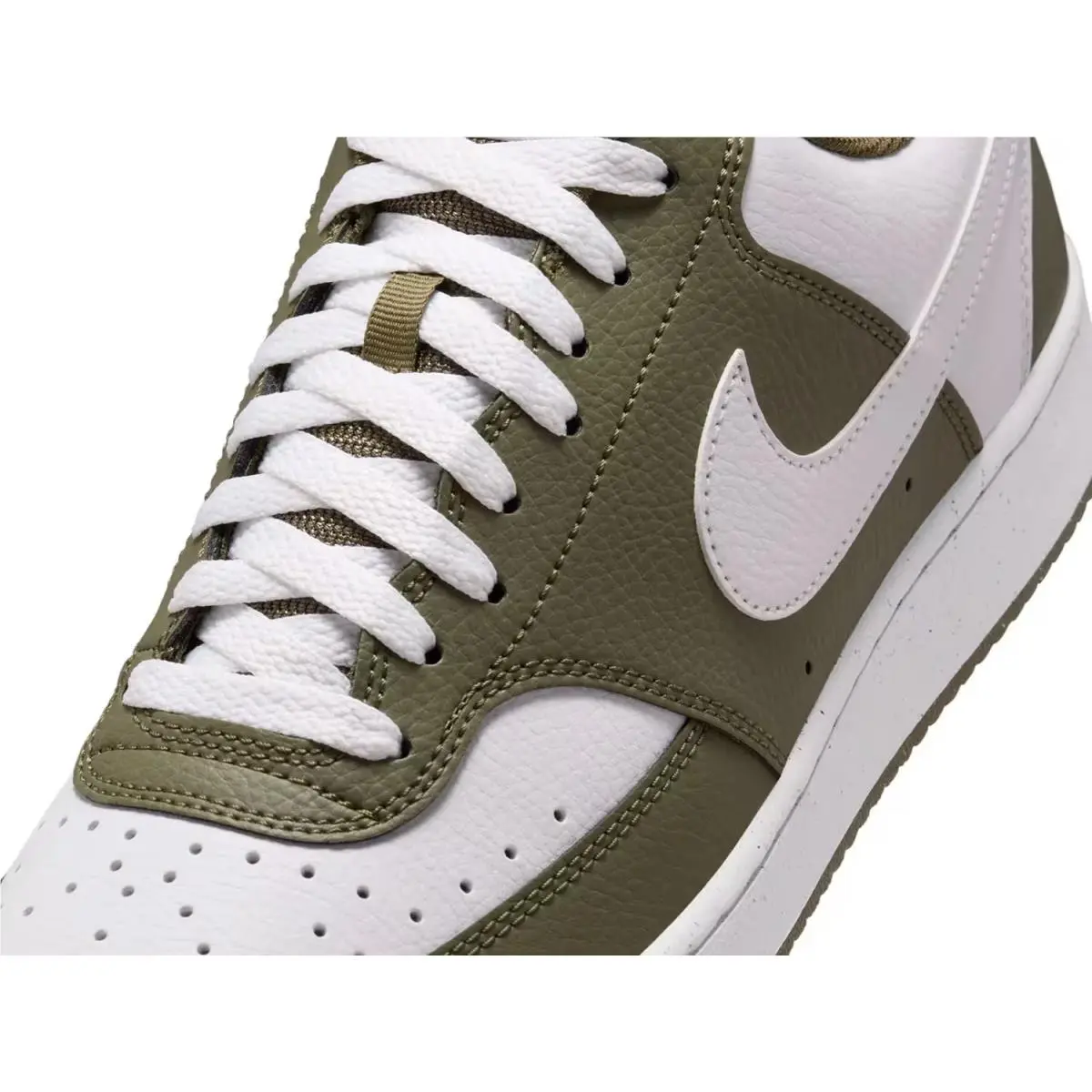 Nike shoes - White/Green 6
