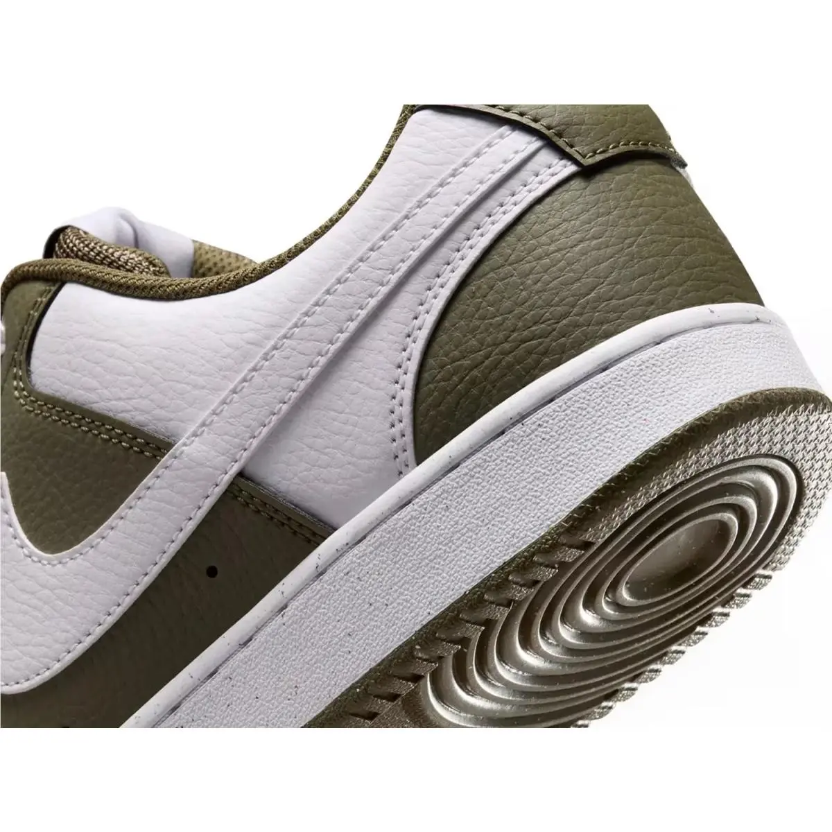 Nike shoes - White/Green 17