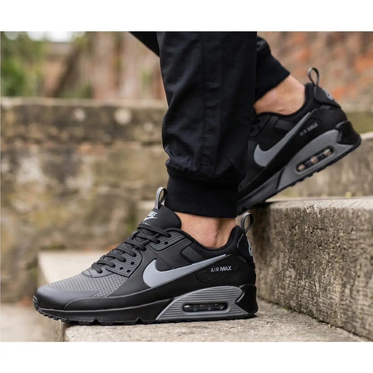 Nike Air Max 90 SE Retro Drift Men`s Athletic Sneakers Black Gray All Sizes