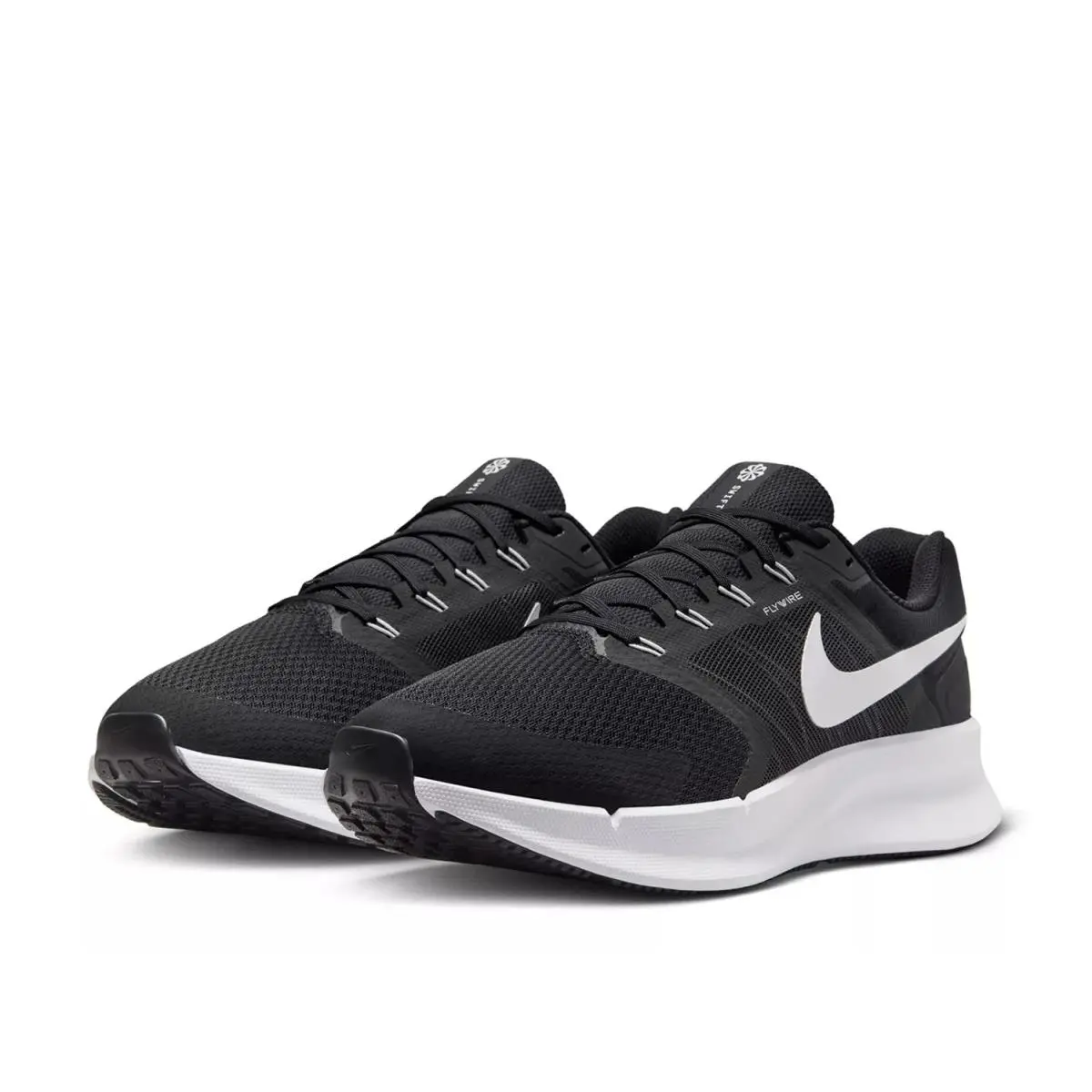 Nike shoes - Black/White 2