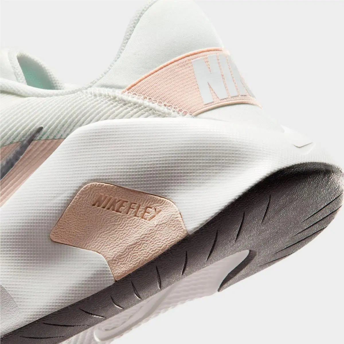 Nike shoes - HV9981 120 - Sail/Chalk/Pencil Point/White 0