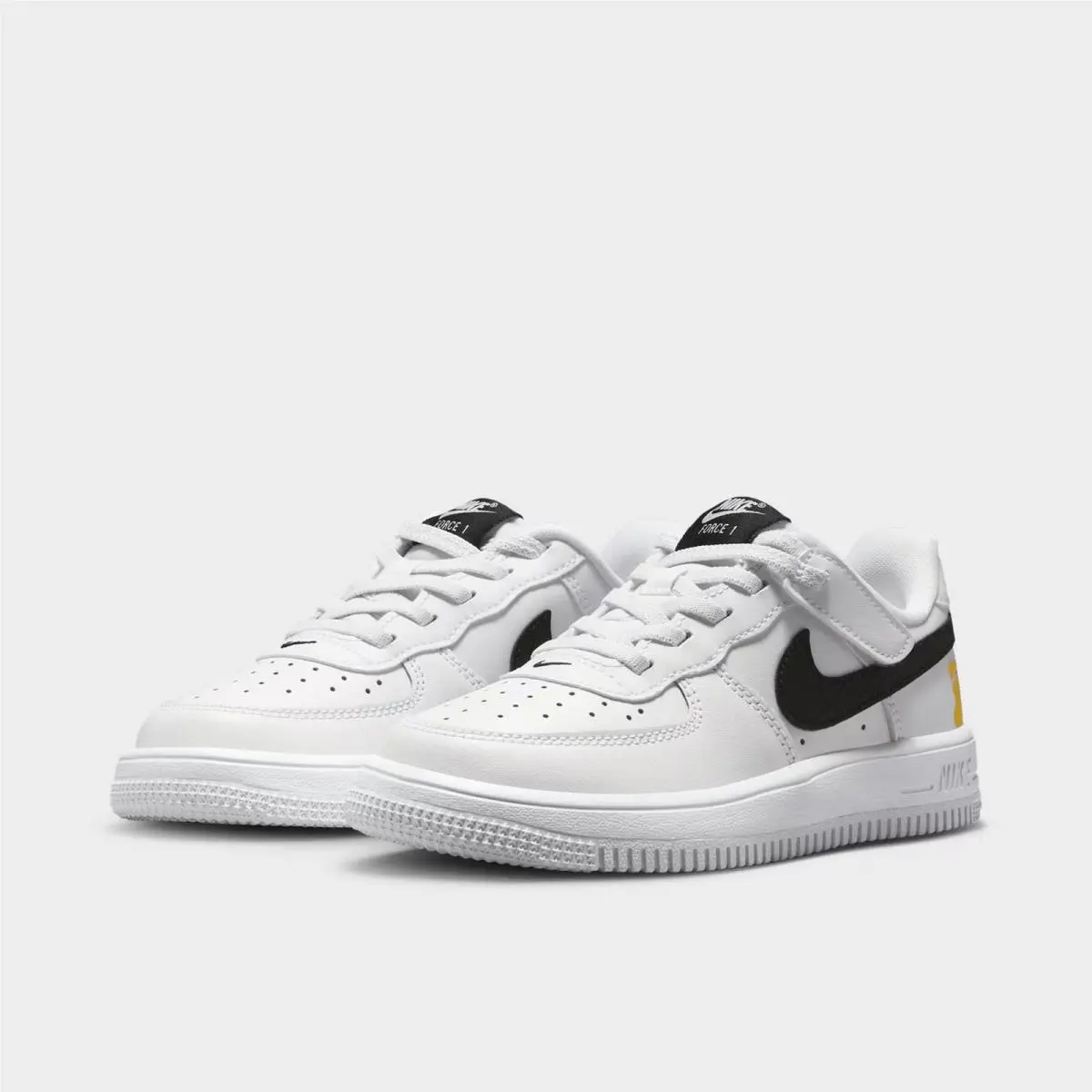 Nike shoes - IR3985 121 - White/Black 1