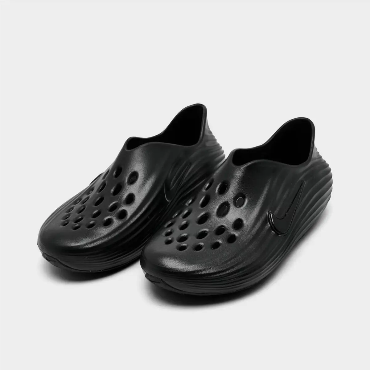 Nike shoes - IF1746 001 - Black/Black/Black 1