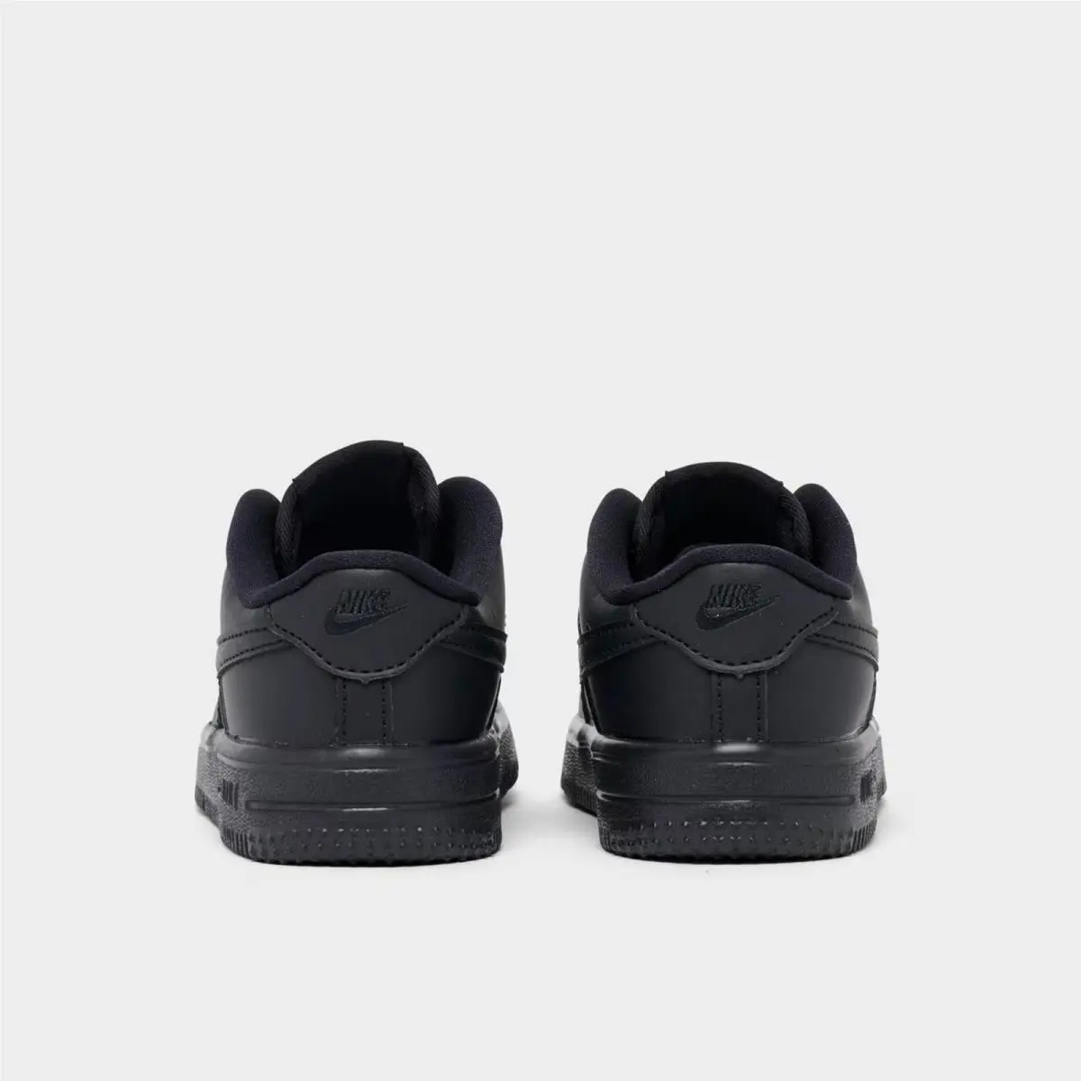 Nike shoes - IF1674 001 - Black/Black/Black 2