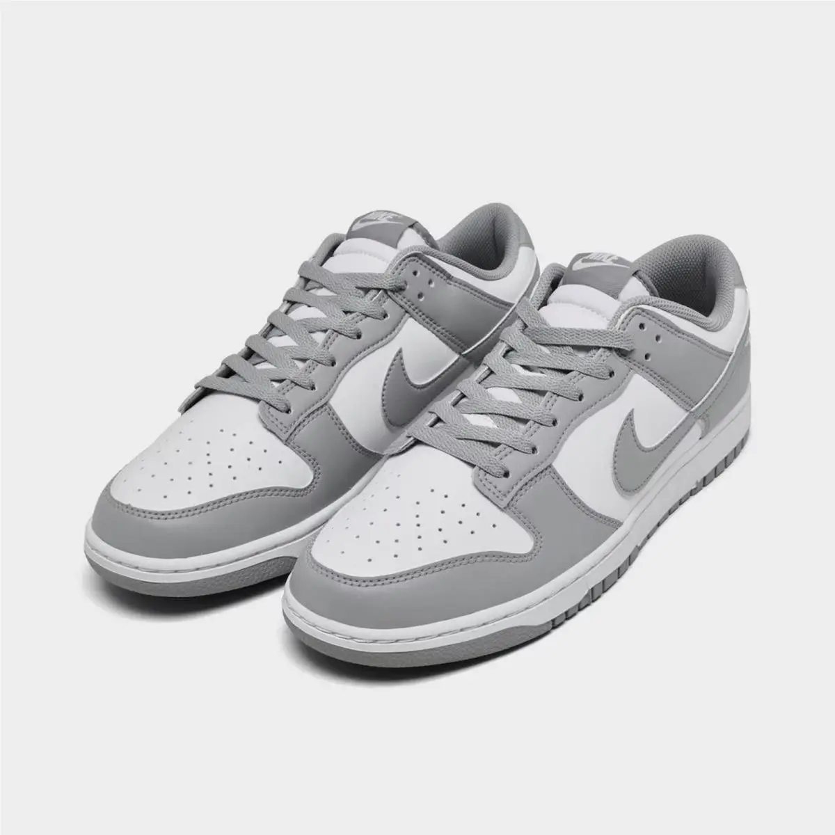 Nike shoes - HF5441 105 - White/White/Light Smoke Grey 1
