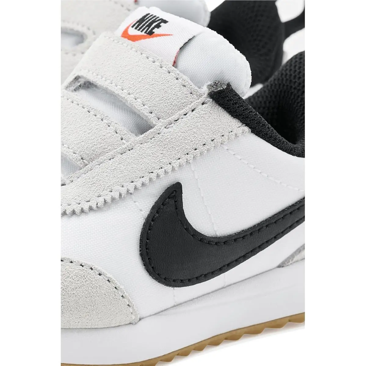 Nike shoes - Black/White/Iron Grey/Gum Light Brown 25