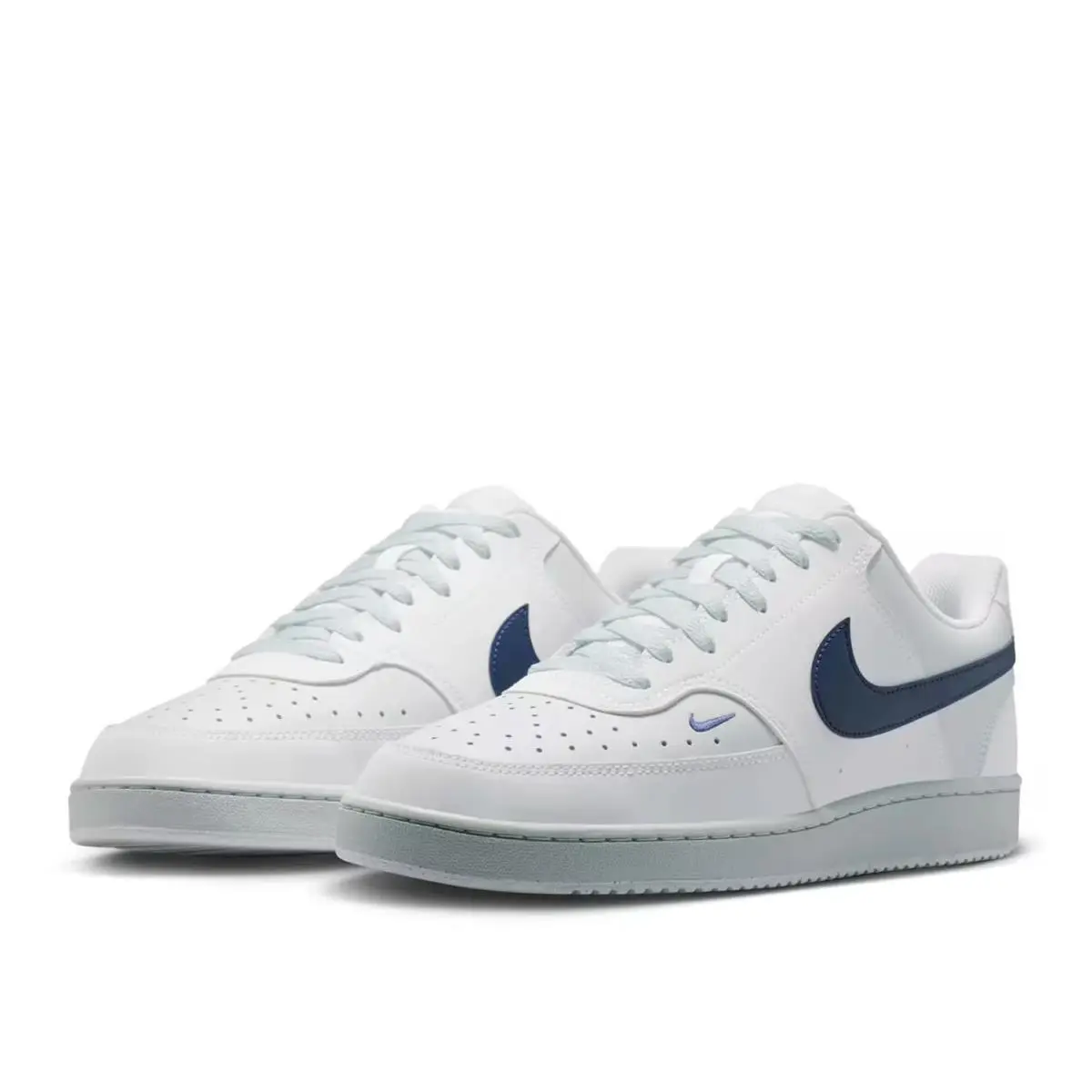 Nike shoes - White/Navy 11